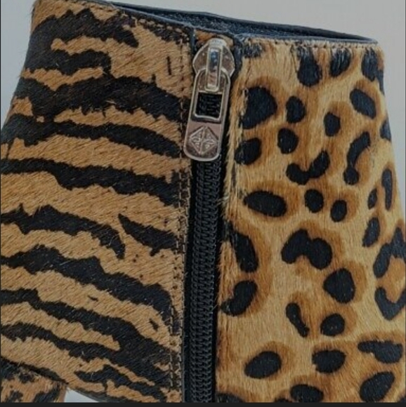 Antonio Melani Leopard Calf Hair Ankle Boots size6 - Picture 2 of 10